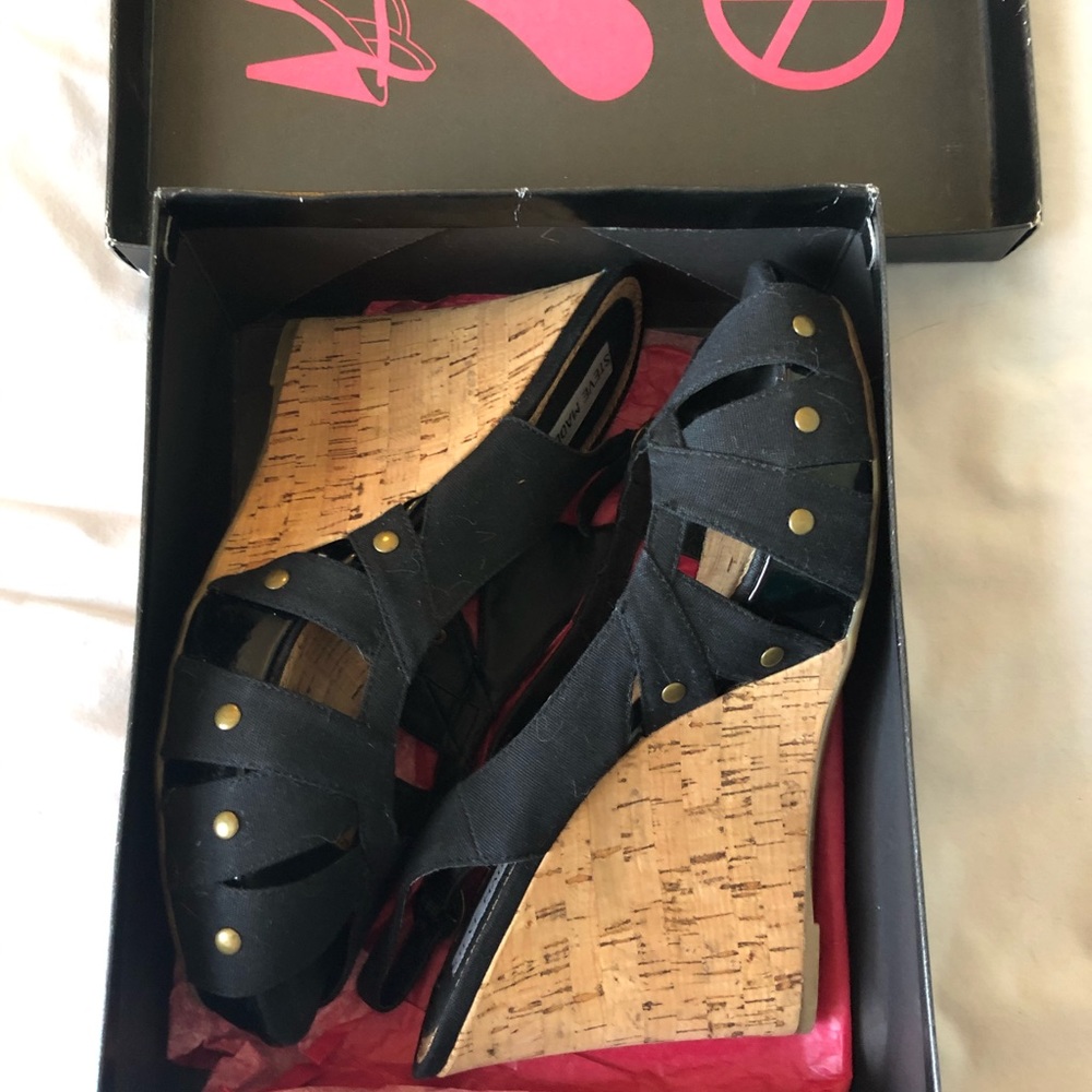 Steve Madden Crazzy Black Wedges